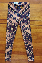 Load image into Gallery viewer, Yellow Traffic Light Light Painting Leggings