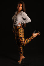 Load image into Gallery viewer, Yellow Traffic Light Light Painting Leggings
